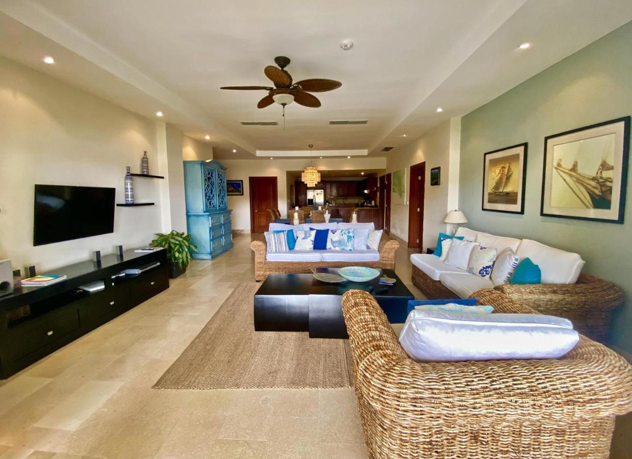 Luxury Marina Front Condo Cap Cana, Пунта Кана Екстериор снимка