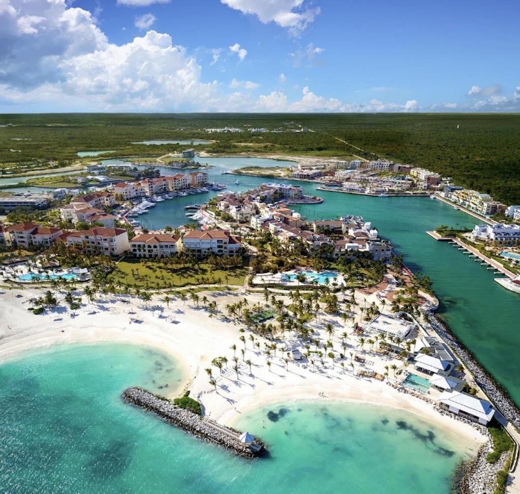 Luxury Marina Front Condo Cap Cana, Пунта Кана Екстериор снимка