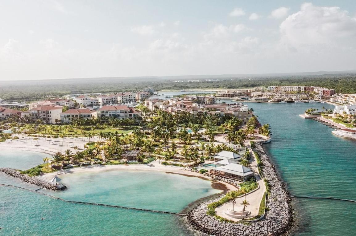 Luxury Marina Front Condo Cap Cana, Пунта Кана Екстериор снимка